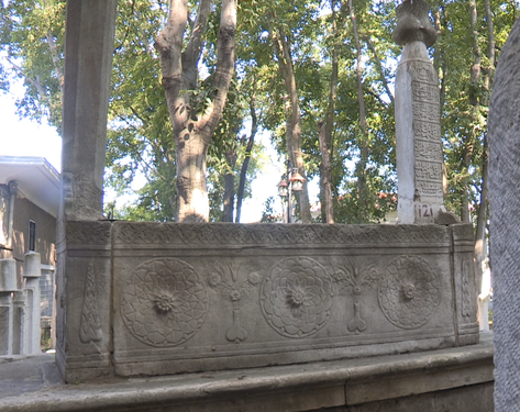 قبر بونڤال، إسطنبول.