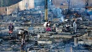 حرق مخيم شمال لبنان.jpg
