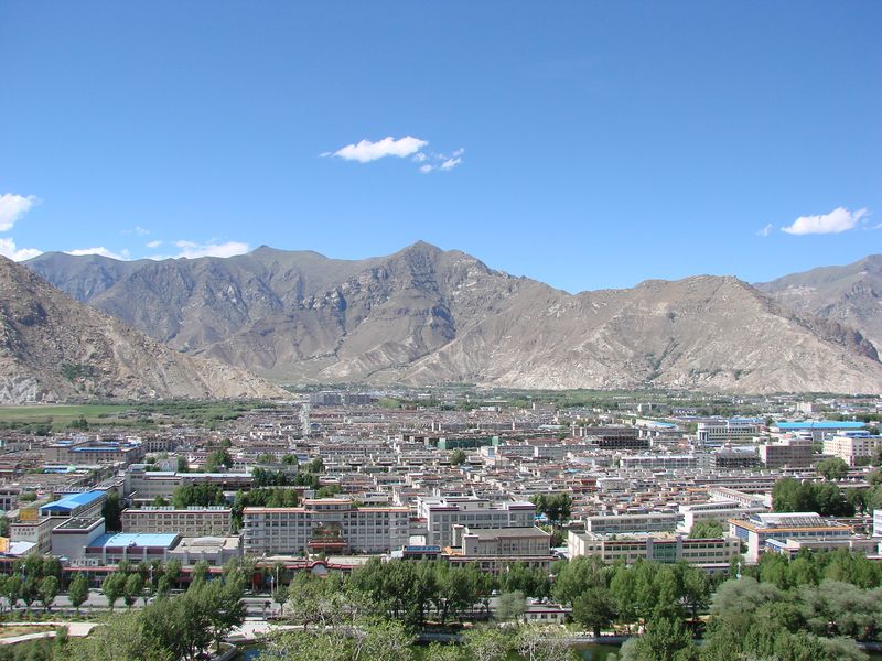 ملف:Lhasa scene.jpg