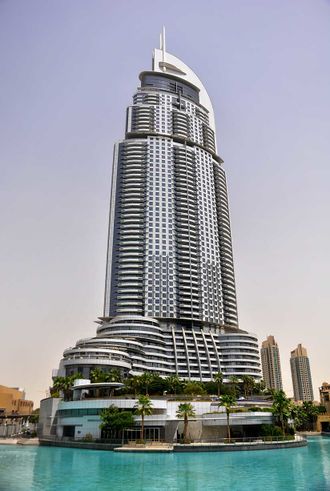 Modern Dubai (7992017911).jpg