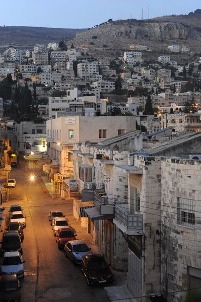 ملف:Twilight in Nablus 154 - Aug 2011.jpg