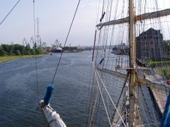 Port of Gdańsk from mainmast of Fryderyk Chopin