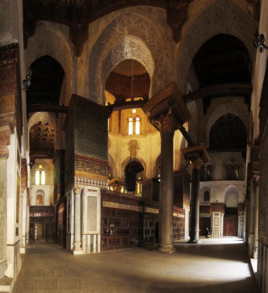 ملف:Flickr - HuTect ShOts - Interior view 1 - The Complex of Sultan Qalawun مجمع السلطان قلاوون - El.Muiz Le Din Allah Street - Cairo - Egypt - 29 05 2010.jpg