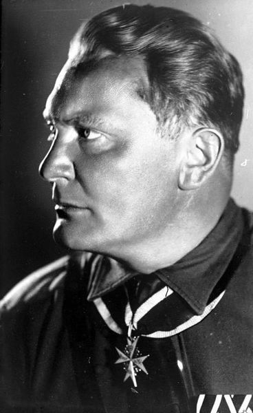 ملف:Bundesarchiv Bild 102-13805, Hermann Göring.jpg