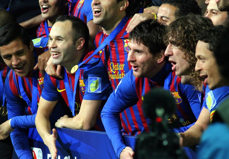 ملف:FC Barcelona Team 2, 2011.jpg