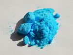 Photo of powdered copper(II) sulphate pentahydrate