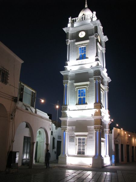 ملف:Ottoman clock tower in evening.JPG