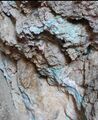 التكوينات الصخرية في منجم النحاس المكتشف في جبل الخطم، عمان.