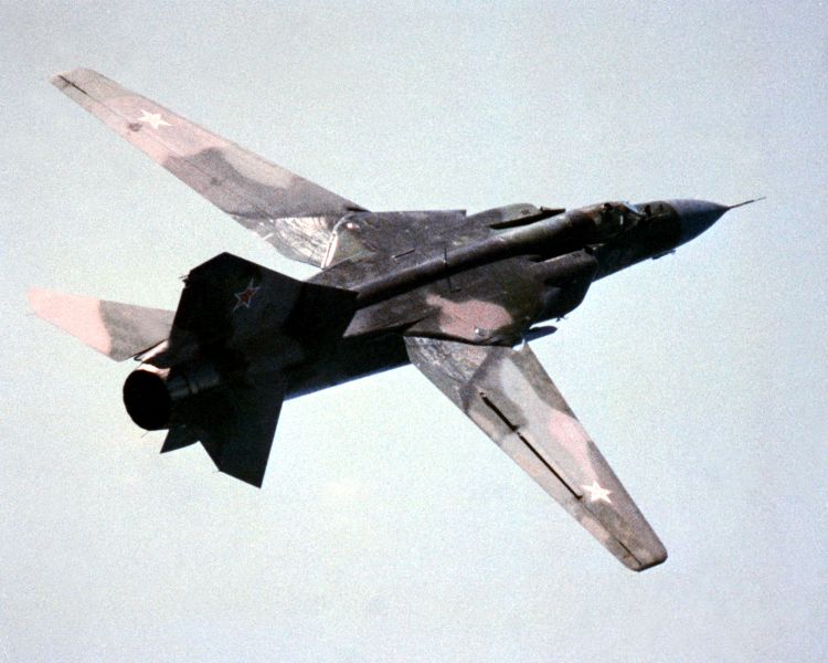 ملف:MiG-23 Flogger K.jpg
