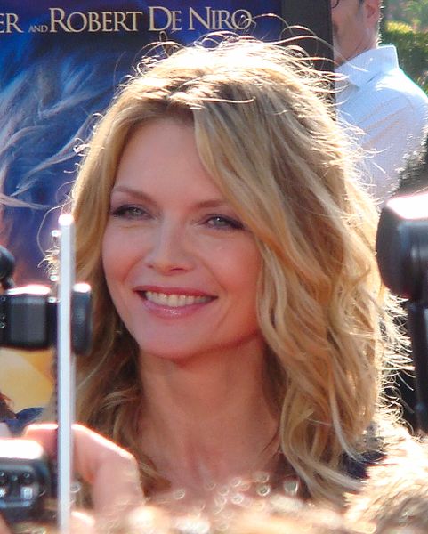 ملف:Michelle Pfeiffer 2007.jpg