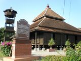 Masjid Kampung Laut, Nilampuri, Kelantan, Malaysia.jpg