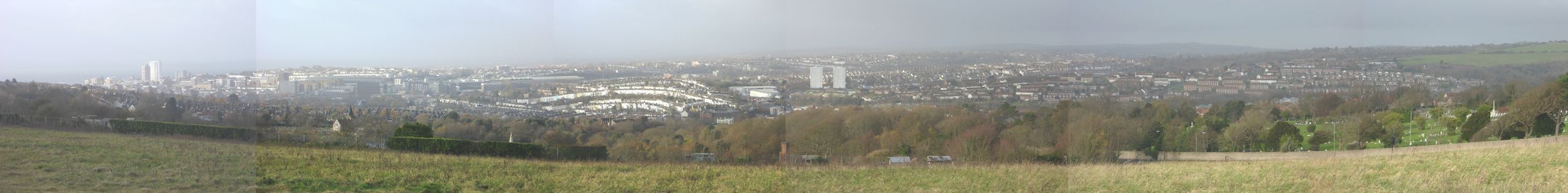 Panorama of Brighton seen from Tenantry Down to the east