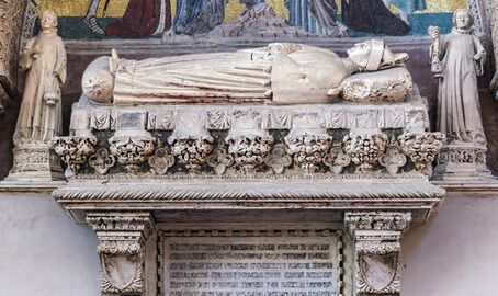 Choir of Santi Giovanni e Paolo (Venice) - Monument to doge Michele Morosini - Close-up.jpg
