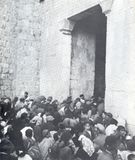Jewish Quarter Refugees.jpg