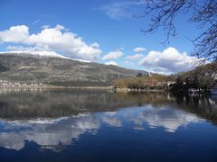 Lake-Ioannina.jpg