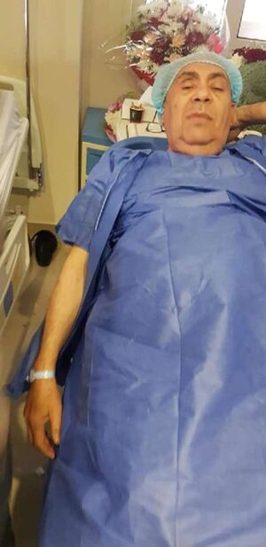 مبروك عطية في وعكته الصحية.jpg