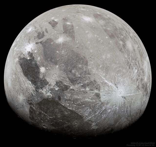 ملف:Ganymede JunoGill 2217.jpg