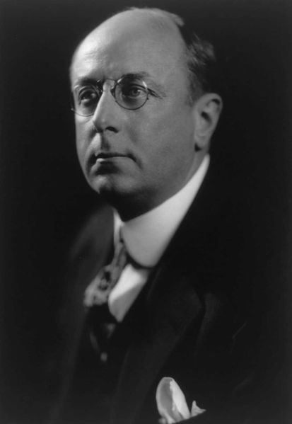 ملف:Homer Cummings, Harris & Ewing photo portrait, 1920.jpg