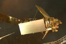 A mockup of an Iridium satellite