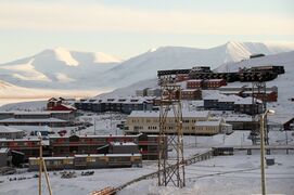 From the centre of Longyearbyen