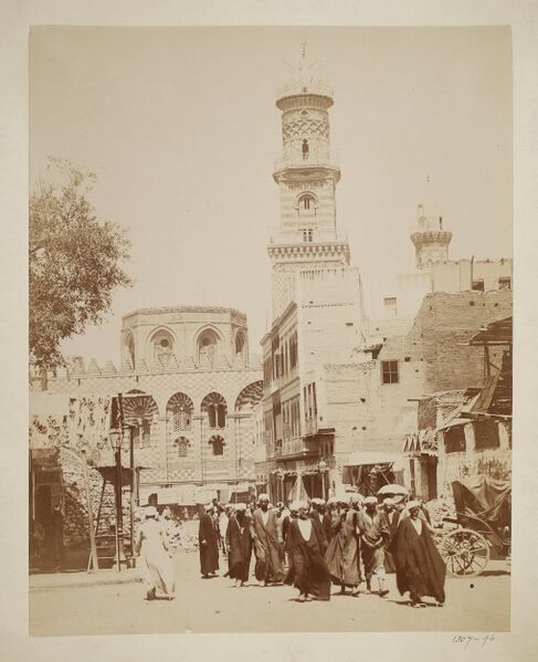 ملف:The mosque of Mamluk Sultan al-Mansur Qalawun, Cairo.jpg