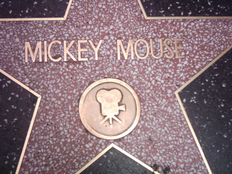 ملف:Mickey Mouse star in Walk of Fame.jpg