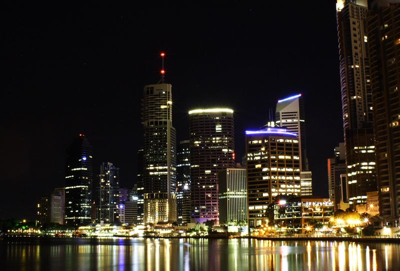 ملف:Brisbane Skyline at Night.JPG