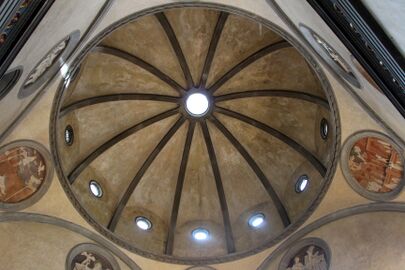 Vault of the Old Sacristy (Sagrestia vecchia)