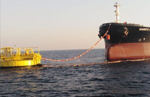 ميناء الحمرا البترولي.jpg