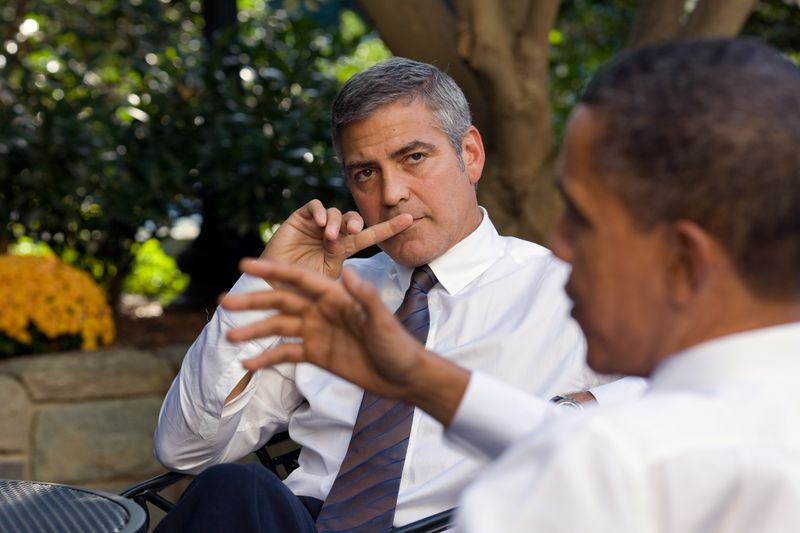 ملف:George Clooney - White House - October 2010.jpg