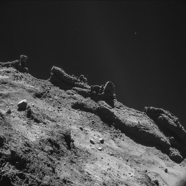 ملف:Philae approach to comet 67p prior to landing.jpg