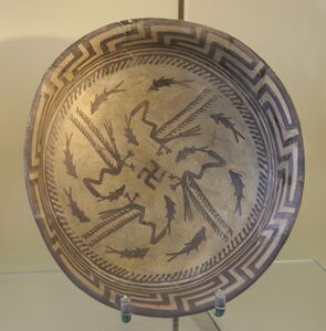 Painted dish from the Samarra period. Pergamonmuseum, Berlin.