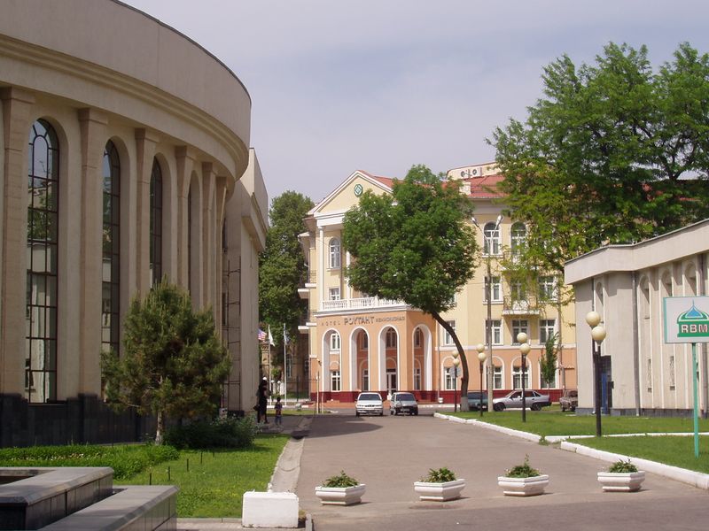 ملف:Tachkent moderne.jpg