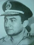 لواء طيار/ محمد حسني مبارك قائد القوات الجوية