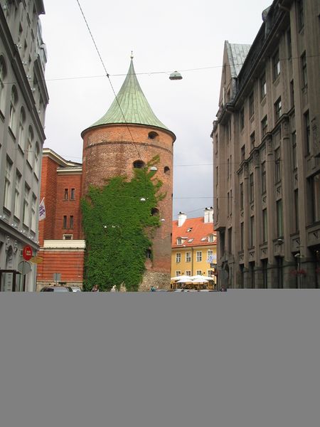 ملف:Riga Powder Tower.JPG