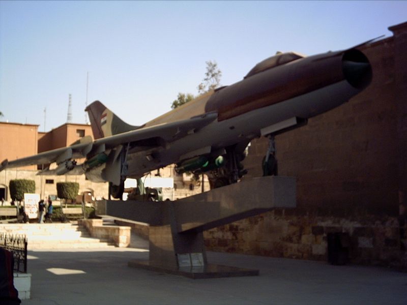 ملف:Su-20 Military Museum of Egypt.jpg