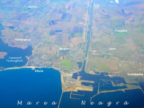 Danube-Black Sea canal (Agigea).jpg
