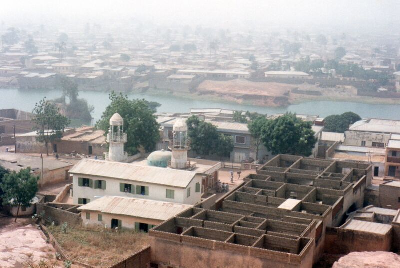 ملف:Kano, Nigeria neighborhood (taken in 1995).jpg
