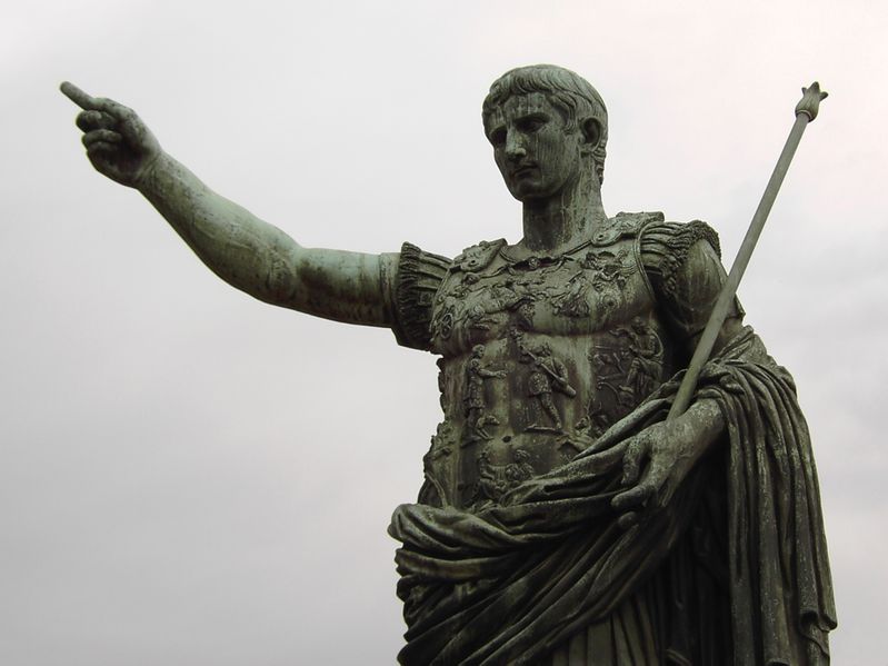 ملف:Rome Statue of Augustus.jpg