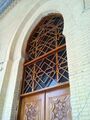 النوافذ والابواب في جامع 17 رمضان.jpg