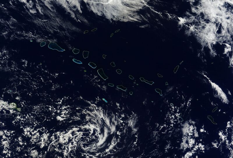 ملف:Archipel des Tuamotu.jpg