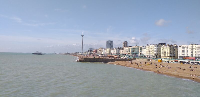 ملف:Brighton from the pier.jpg