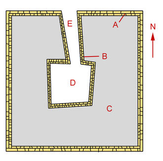 Outline of the pyramid of Neferefre. Essentially a square with a hole in the middle for the underground chambers and a passage leading to them.