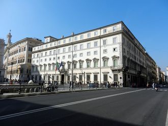 1454RomaPalazzoChigi.jpg