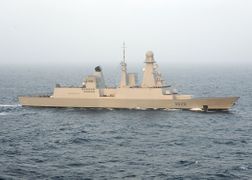 الفرقاطة من طراز هورايزون الموجودة في كلٍ من البحرية الفرنسية و البحرية الإيطالية. الصورة لها في بحر العرب في 31 مايو 2009.