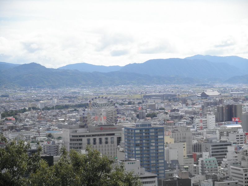 ملف:Views from Matsuyama Castle (Iyo) in 2010-9-6 No,3.JPG