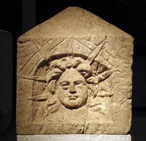 Naiskos with relief of Sol (Lyon, Mus Gal-Rom 2001.0.326) 01.jpg