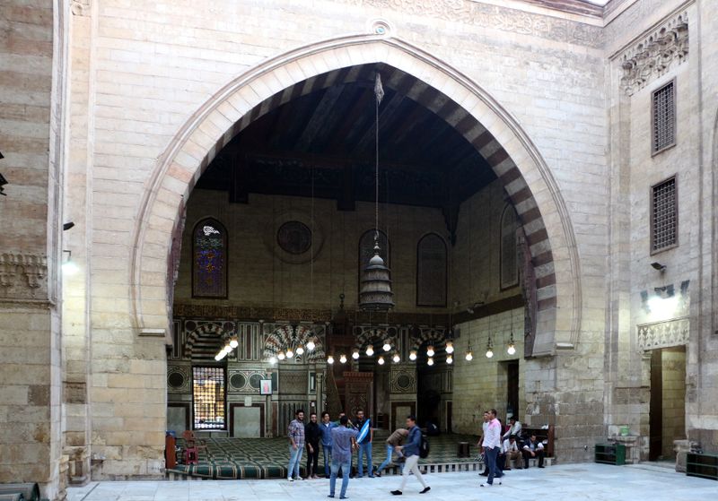 ملف:Cairo, moschea di al-ashraf barsey, interno 03.JPG