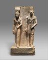 تمثال وپ‌واوت مع الإلهة إيزيس-حتحور، يعود لمسئول اسمه Siese الذي عمل في عهد رمسيس الثاني