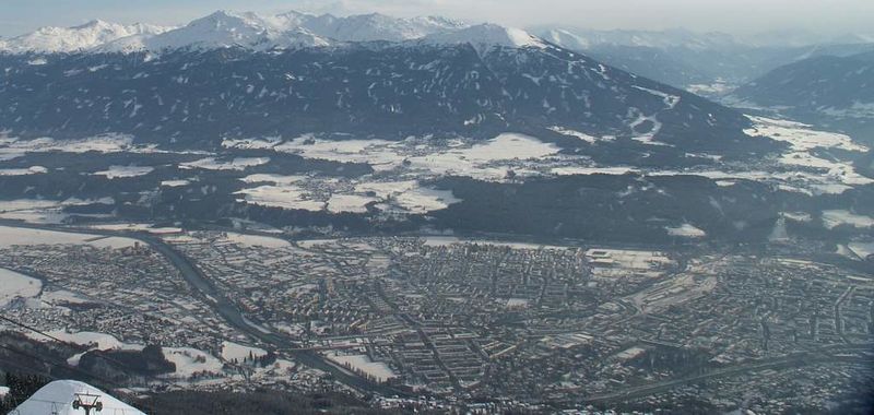 ملف:Innsbruck - topview, medq.jpg